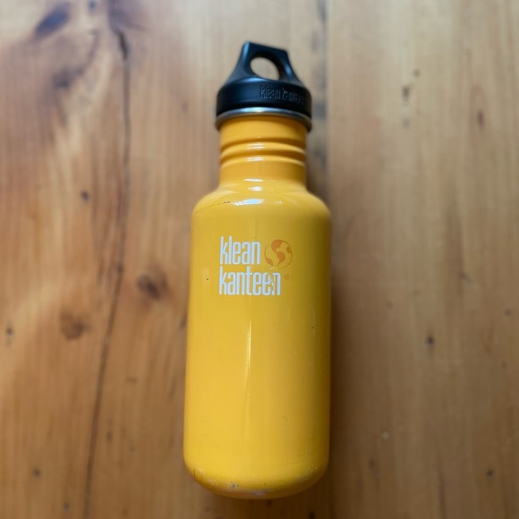 Klean Kanteen stainless steel water bottle with screw top lid, 18Oz / 532 ML - Picture 2 of 3
